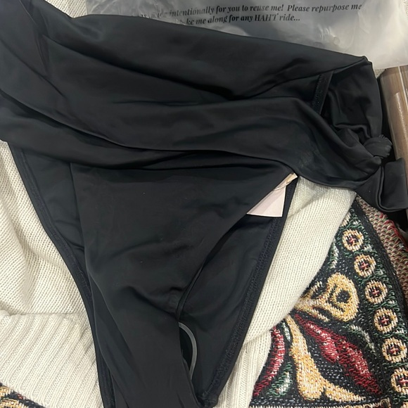 Bottom only We are hah brand swim suits size M bottom brand new black - Picture 2 of 11